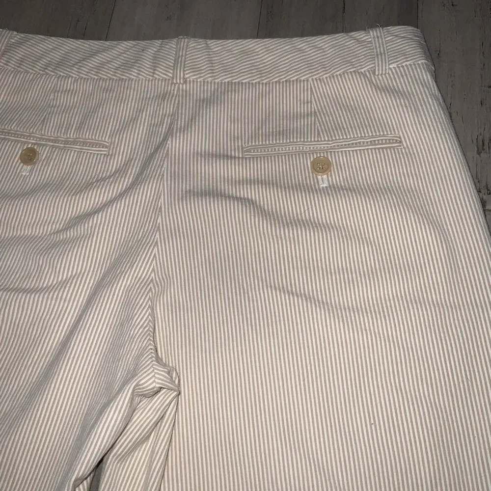 Theory Tan & White Pinstripe Cotton Bermuda Shorts Pockets Size 6